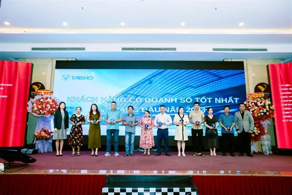 HỘI NGHỊ KHÁCH HÀNG LIPOVITAN